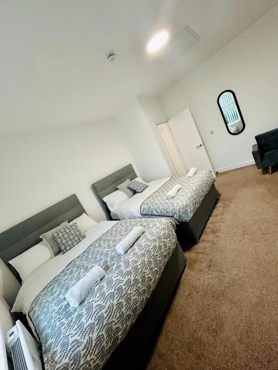 Image 3 of Failsworth Apartment 4 – Free Parking ,Group stay, contractors