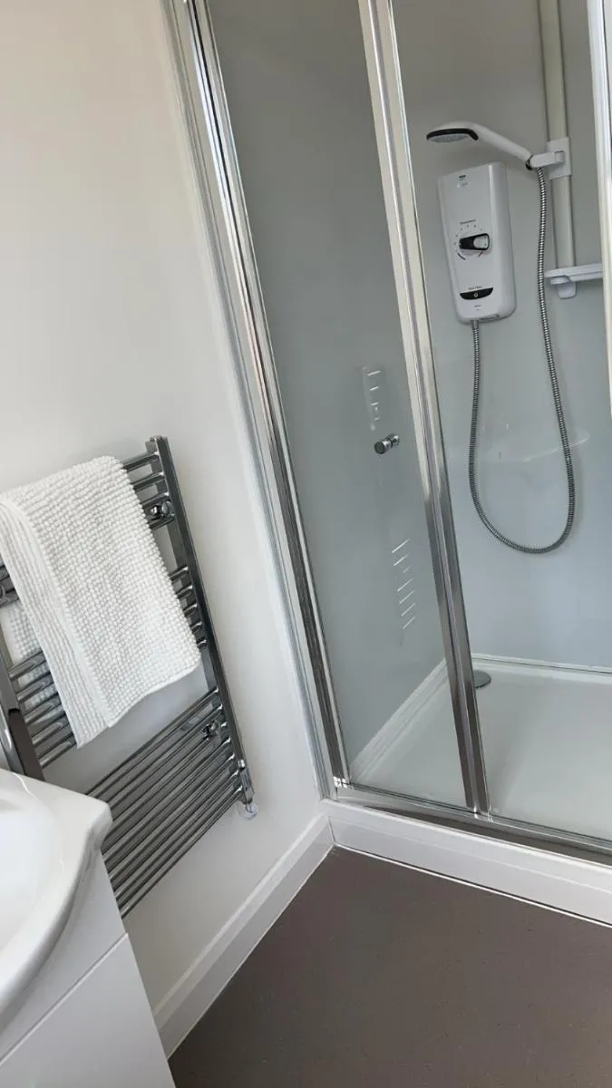 Image 4 of Failsworth Apartment 4 – Free Parking ,Group stay, contractors