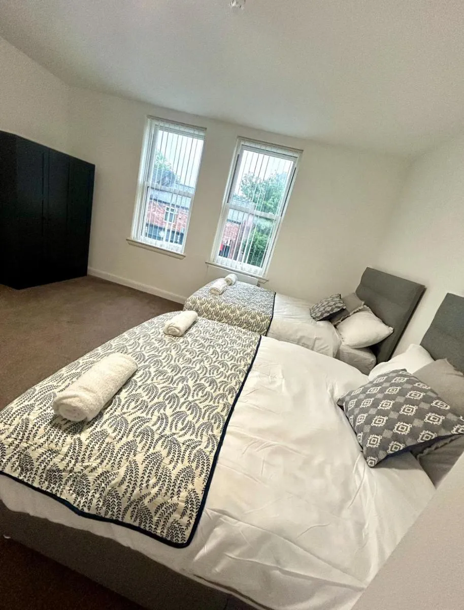 Image 1 of Failsworth Apartment 4 – Free Parking ,Group stay, contractors