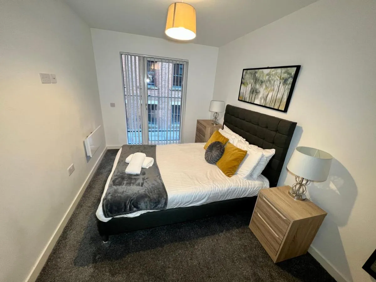 Image 2 of Halo Apartments – City Centre