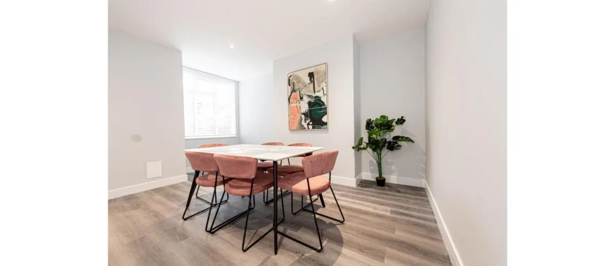 Image 3 of Hassle-Free & Handsome Brand-New 3-Bed Home