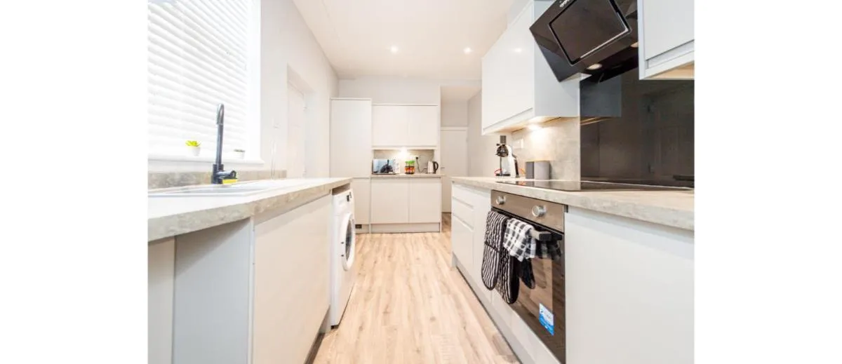 Image 2 of Hassle-Free & Handsome Brand-New 3-Bed Home