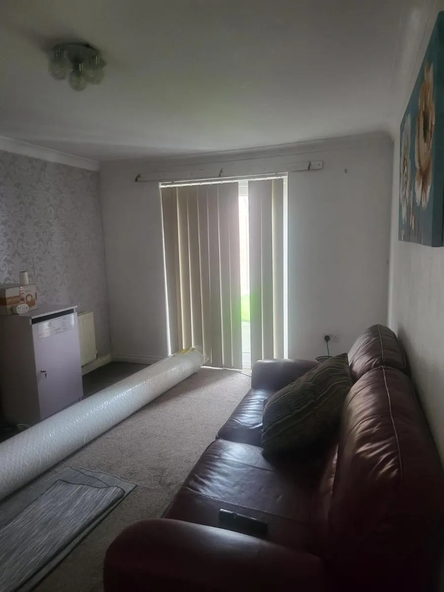 Image 3 of L&LStays at 12 Harvard Road