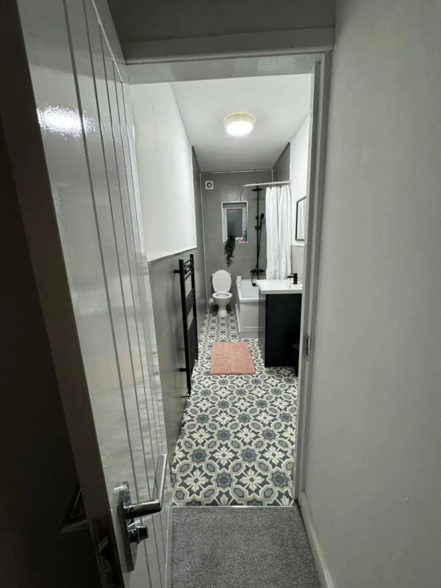 Image 6 of Levenshulme House – 2 Bedroom – Sleeps 6 – Free Parking & WiFi