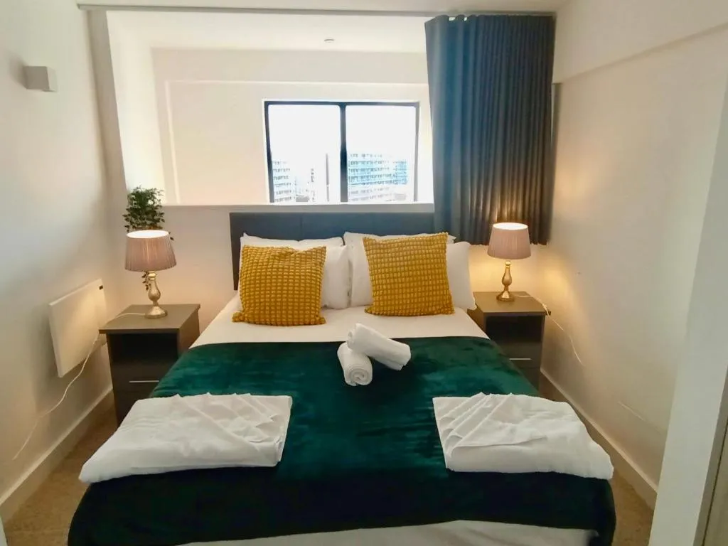 Image of Lovely 1 Bedroom Duplex Apartment in Manchester
