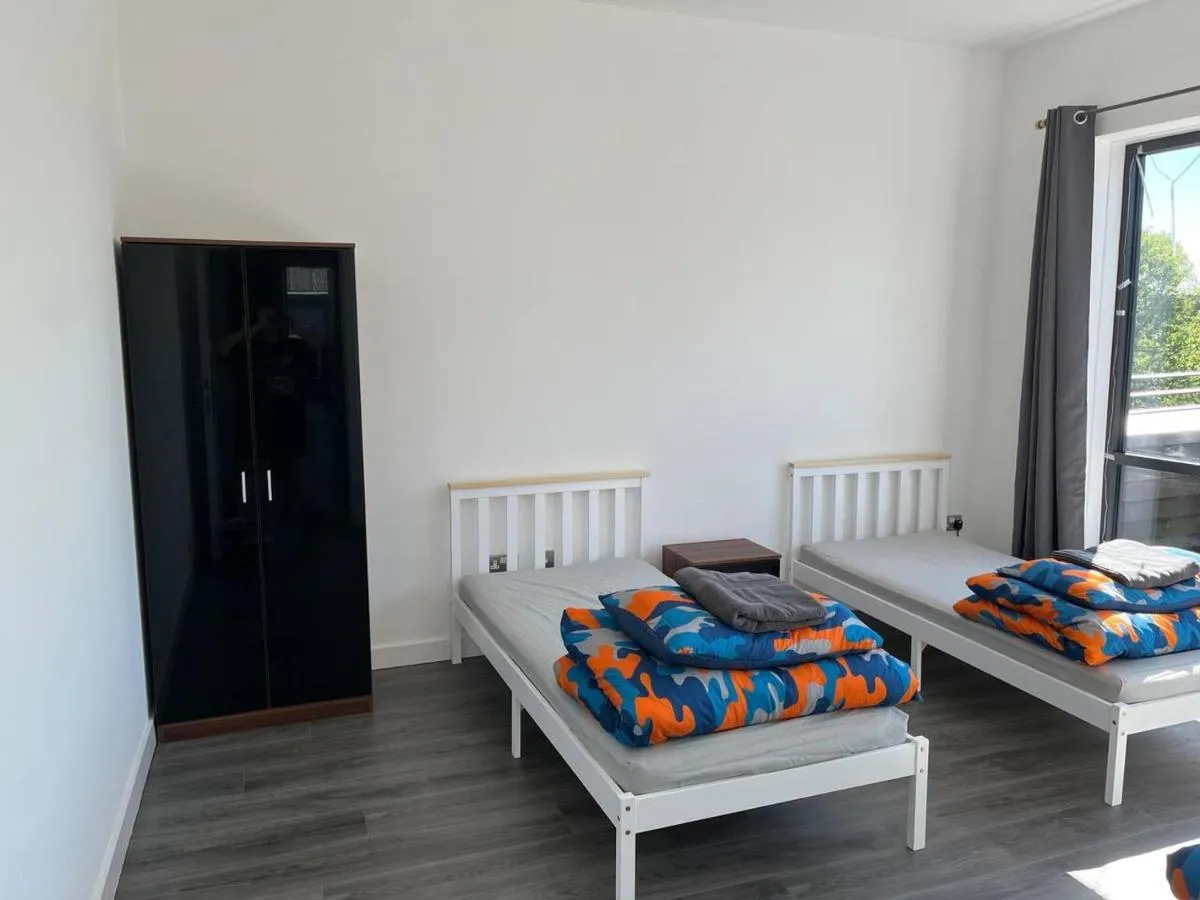 Image 4 of Lovely 2-Bed Apartment in Manchester