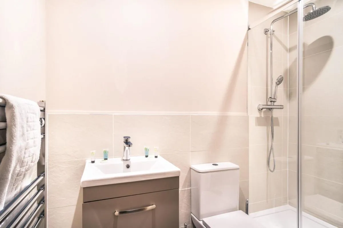 Image 6 of Lovely 2 Bedroom Manchester Apartment