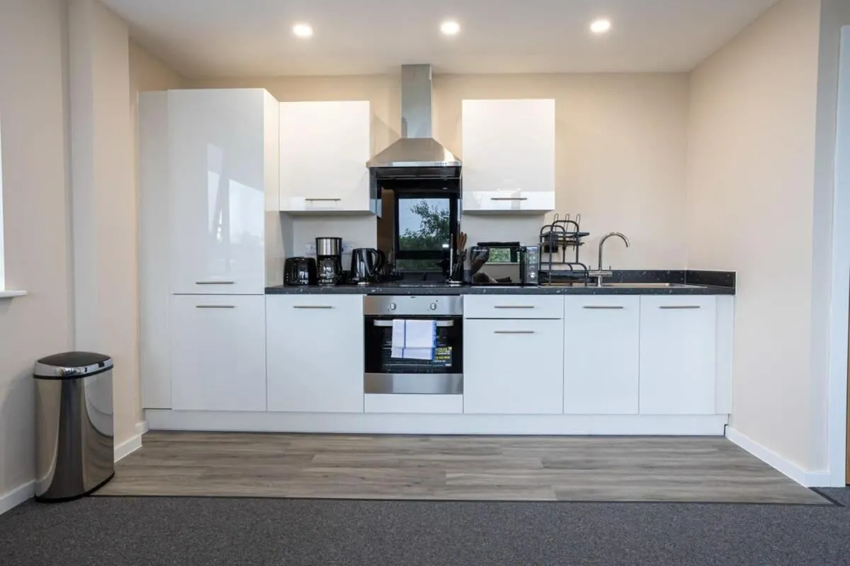 Image 3 of Lovely 2 Bedroom Modern Apartment Manchester