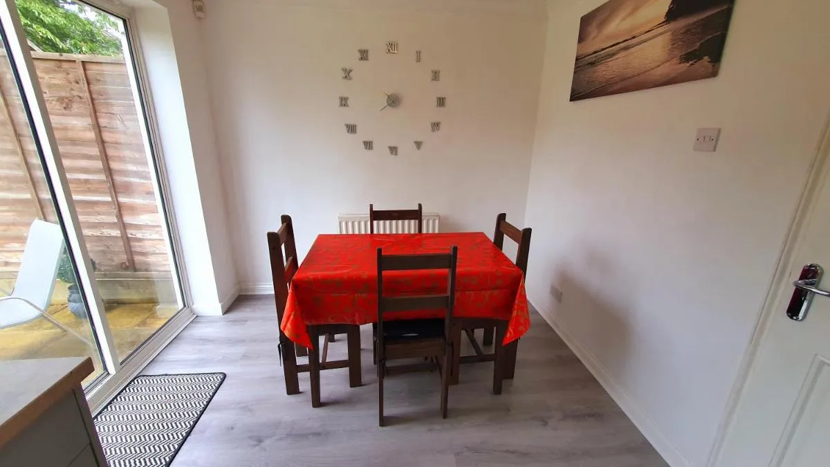 Image 1 of Lovely 3 Bedroom House Manchester