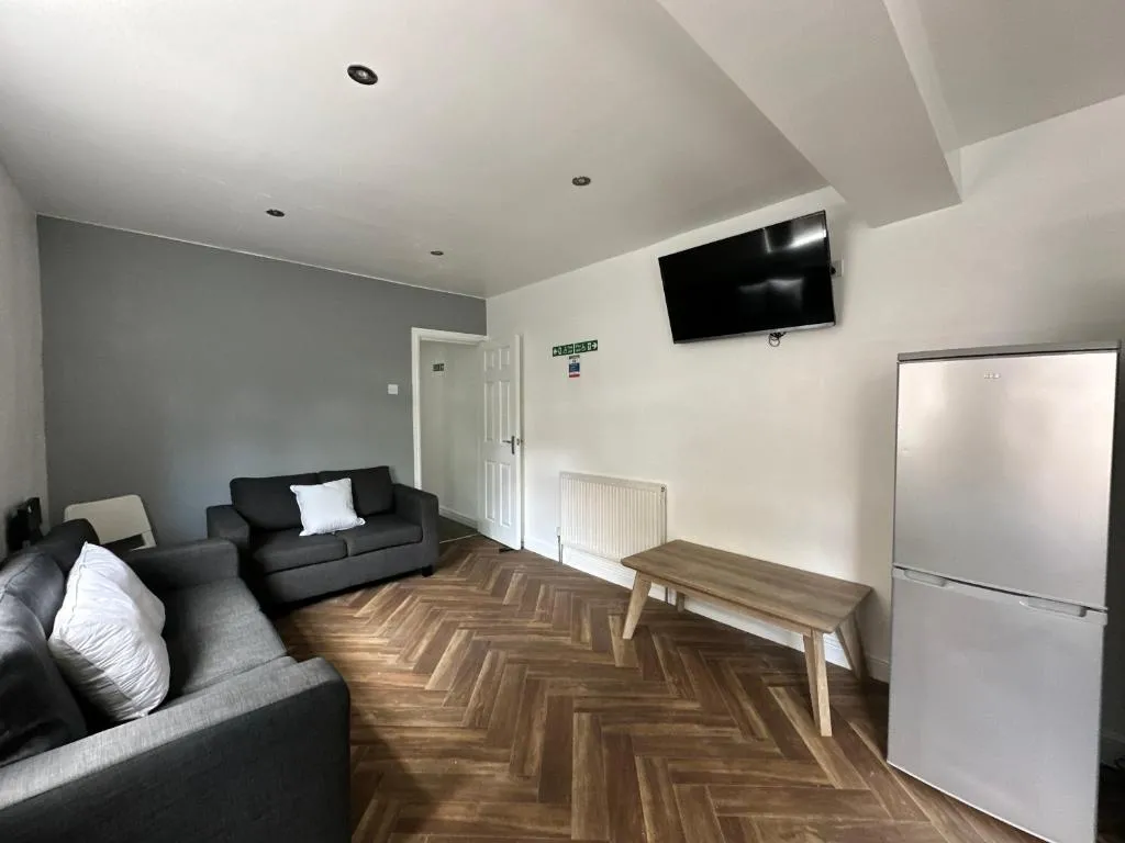 Image of Lovely Co-living House At Daisybank
