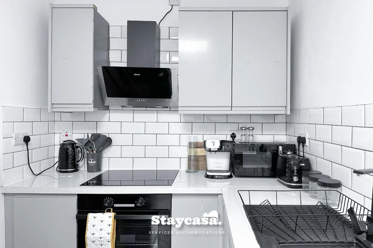 Image 1 of Luxurious 1 Bedroom Apartment Sleeps 3-4