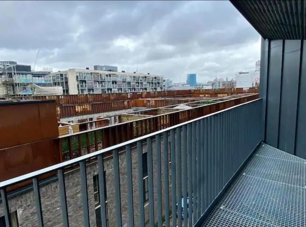 Image of Luxurious, High-End 2-Bedroom with Balcony