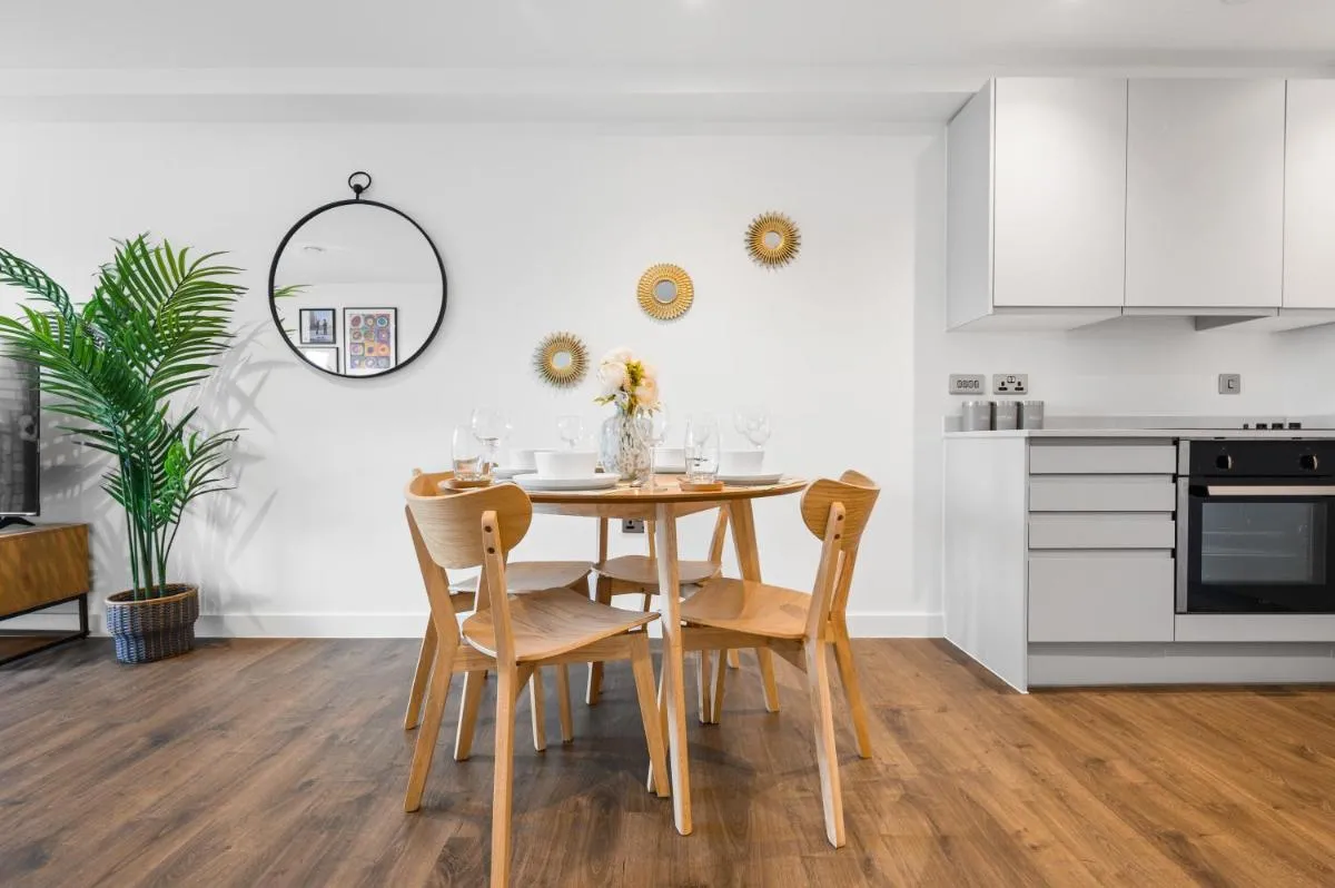 Image 5 of Luxury 2 Bed, 2 Bath Apartment