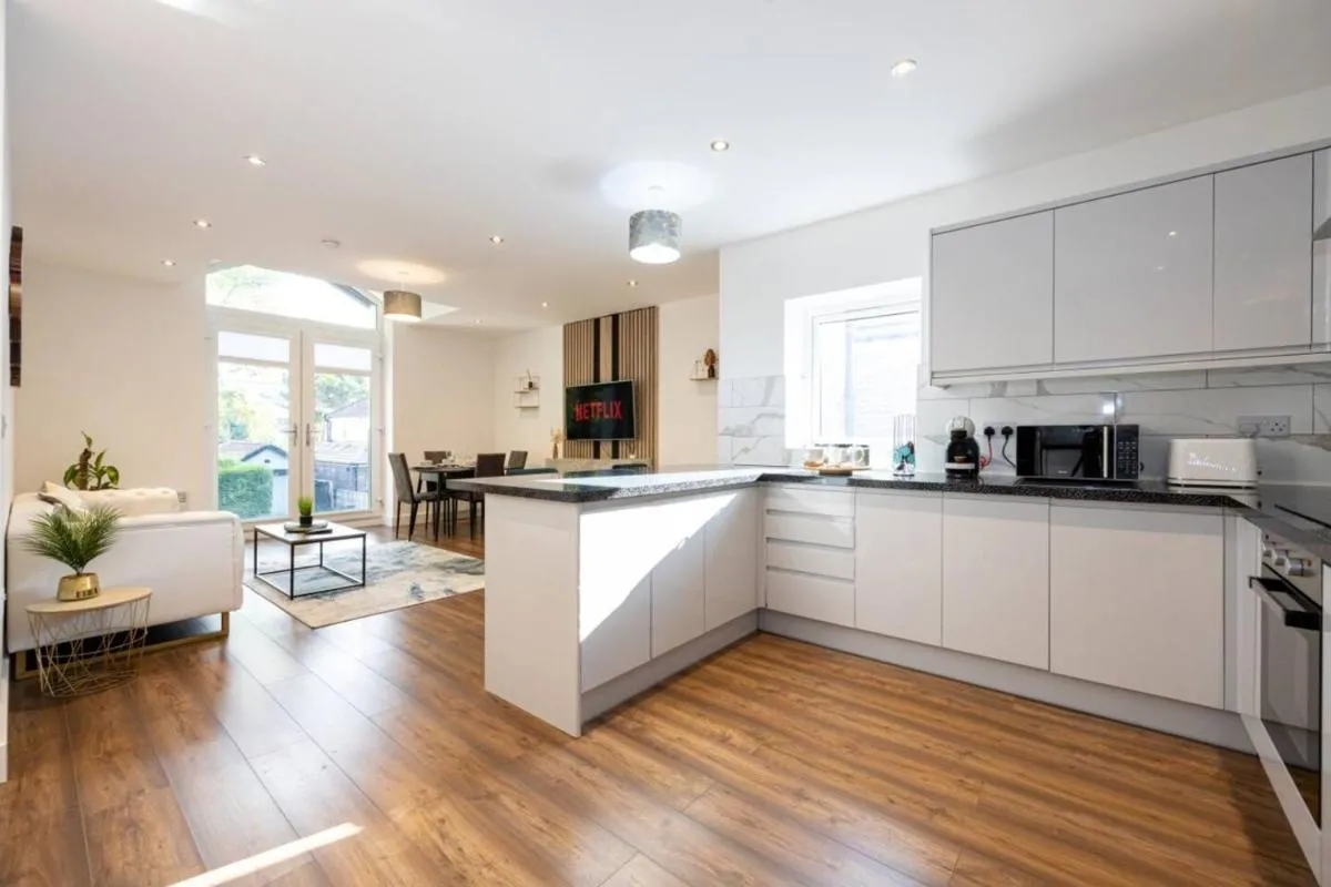 Image 3 of Luxury 2br Apartment In Chorlton