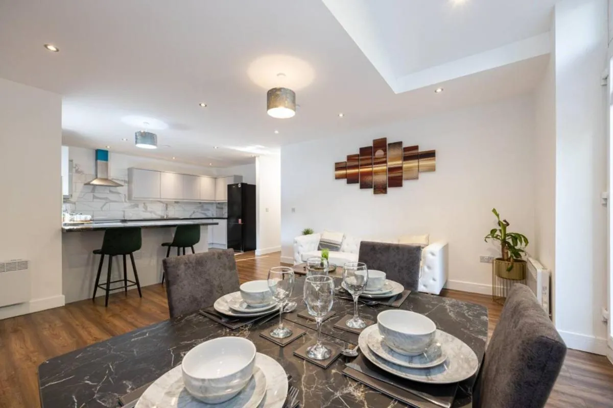 Image 5 of Luxury 2br Apartment In Chorlton