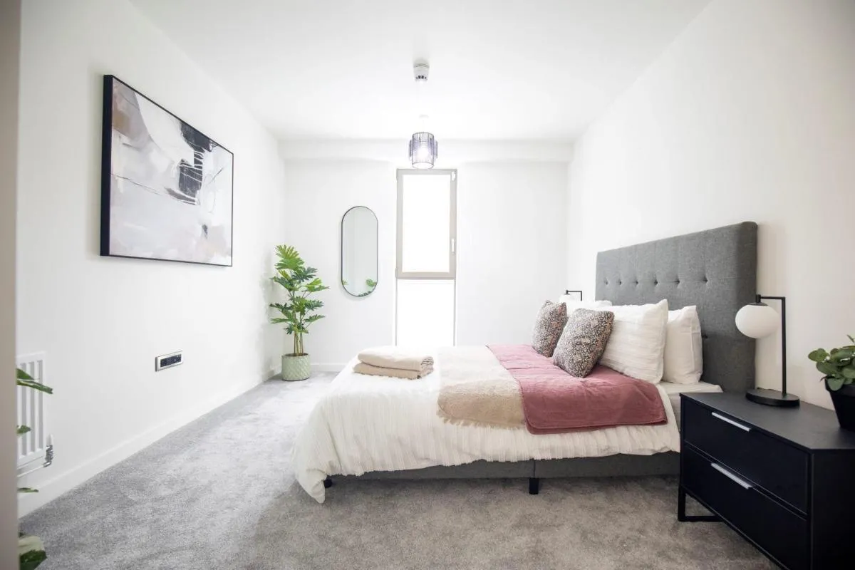 Image 3 of Luxury Free Parking Townhouse