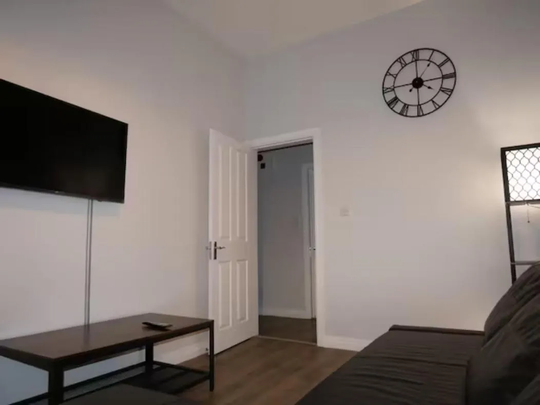 Image 2 of Luxury Living Manchester