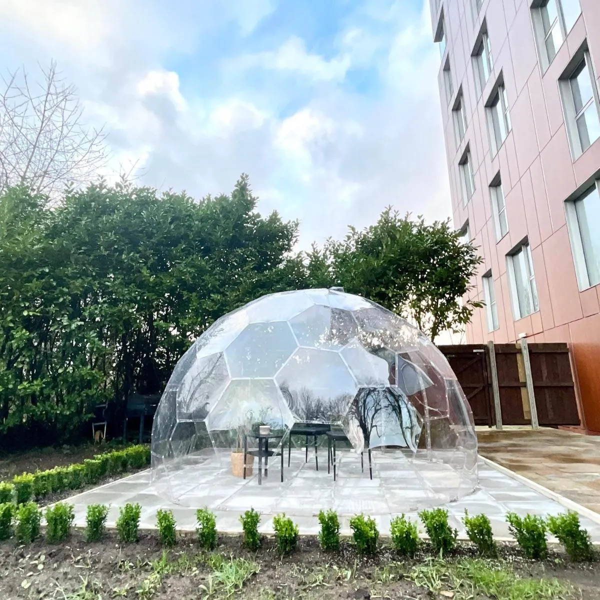 Image 4 of Luxury Private Garden Apartment with Geodome