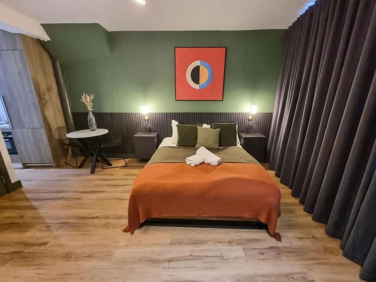 Image 4 of Luxury Studio in Heart of MCR