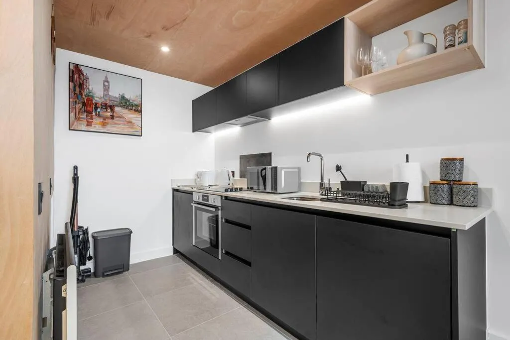 Image 1 of Luxury Stylish Apartment Central Manchester
