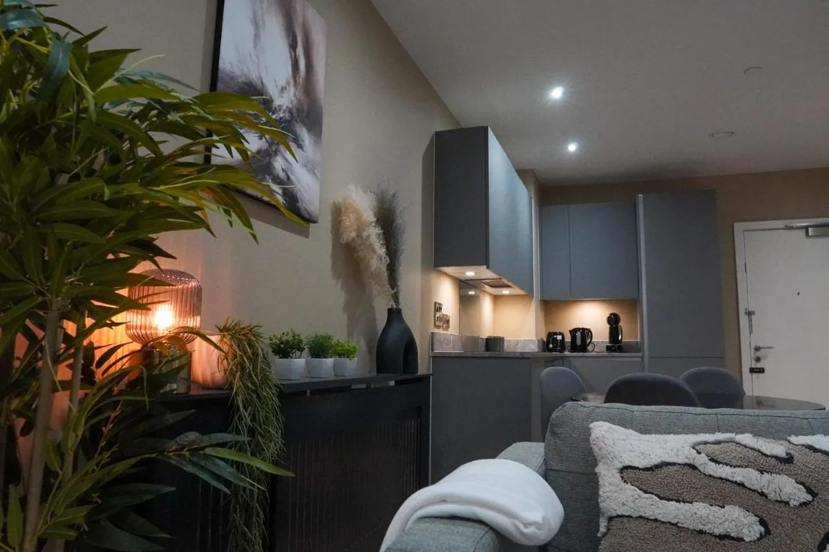Image 1 of Luxury Townhouse In Central Manchester