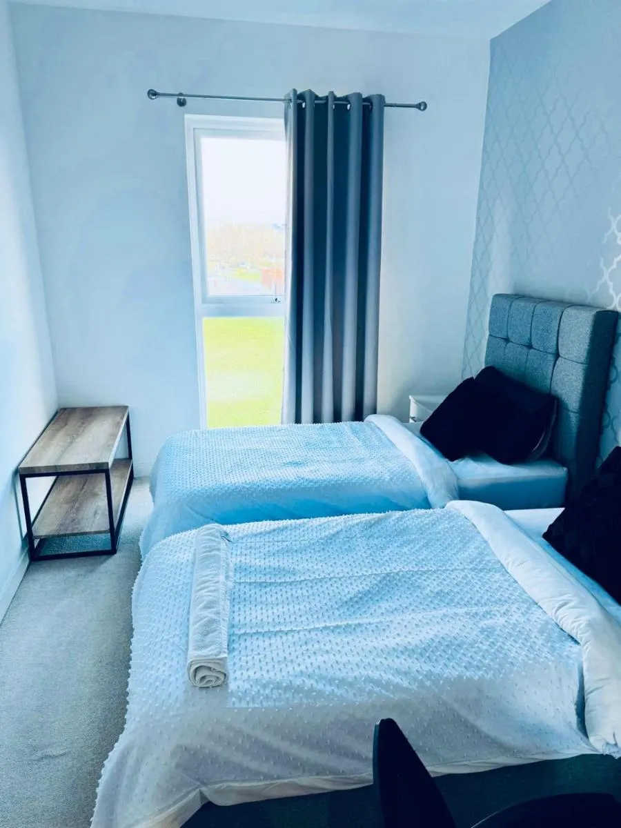 Image 4 of MVP Luxury Apartment