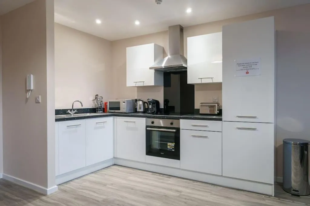 Image 1 of Manchester 1Bed Apartment, Free Parking For Two, Long Term Discounts