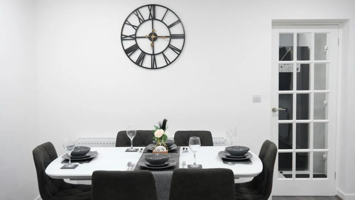 Image 6 of Manchester – 3 Bedroom House – Sleeps 5 – EtihCity