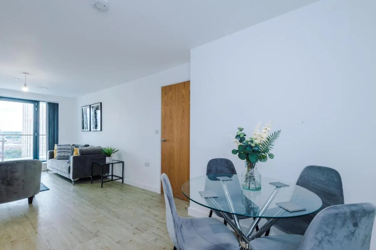 Image 2 of Manchester City Centre – Luxury Two Bedroom Apartement
