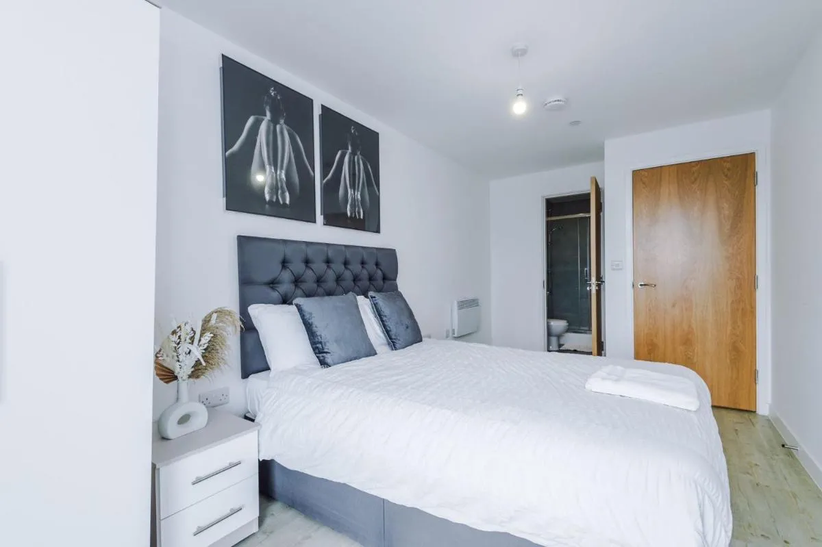 Image 6 of Manchester City Centre – Luxury Two Bedroom Apartement