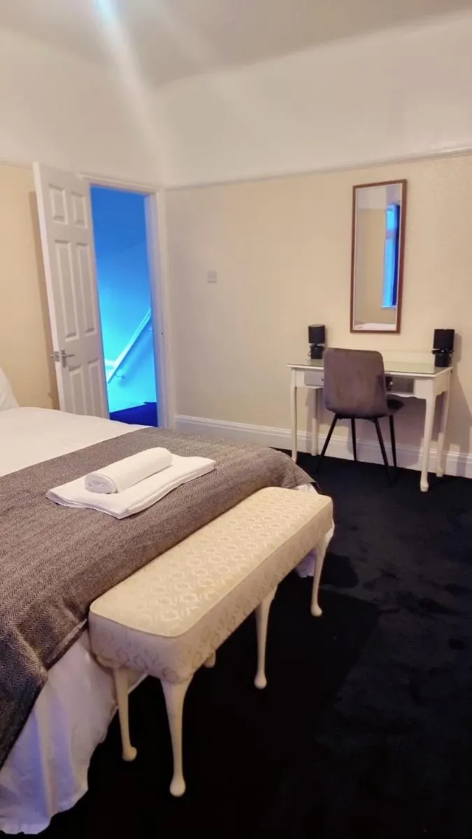 Image 3 of Mancunian Pride Villa