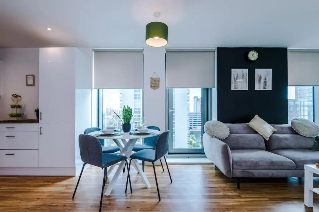 Image 3 of Media City 2Bed Apartment, Amazing Views, Smart TV, Perfect For Contractors, Professionals, Families And Leisure