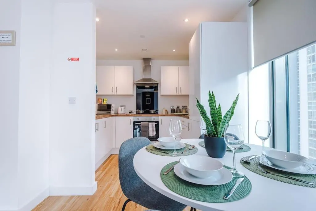 Image 6 of Media City 2Bed Apartment, Amazing Views, Smart TV, Perfect For Contractors, Professionals, Families And Leisure