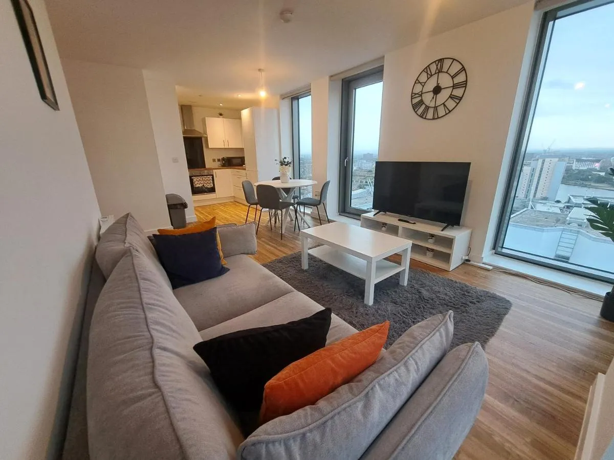 Image 5 of Media City Apartment Manchester