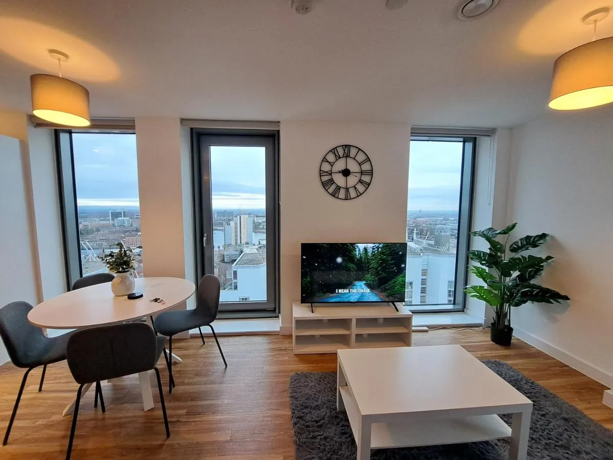 Image 1 of Media City Apartment Manchester