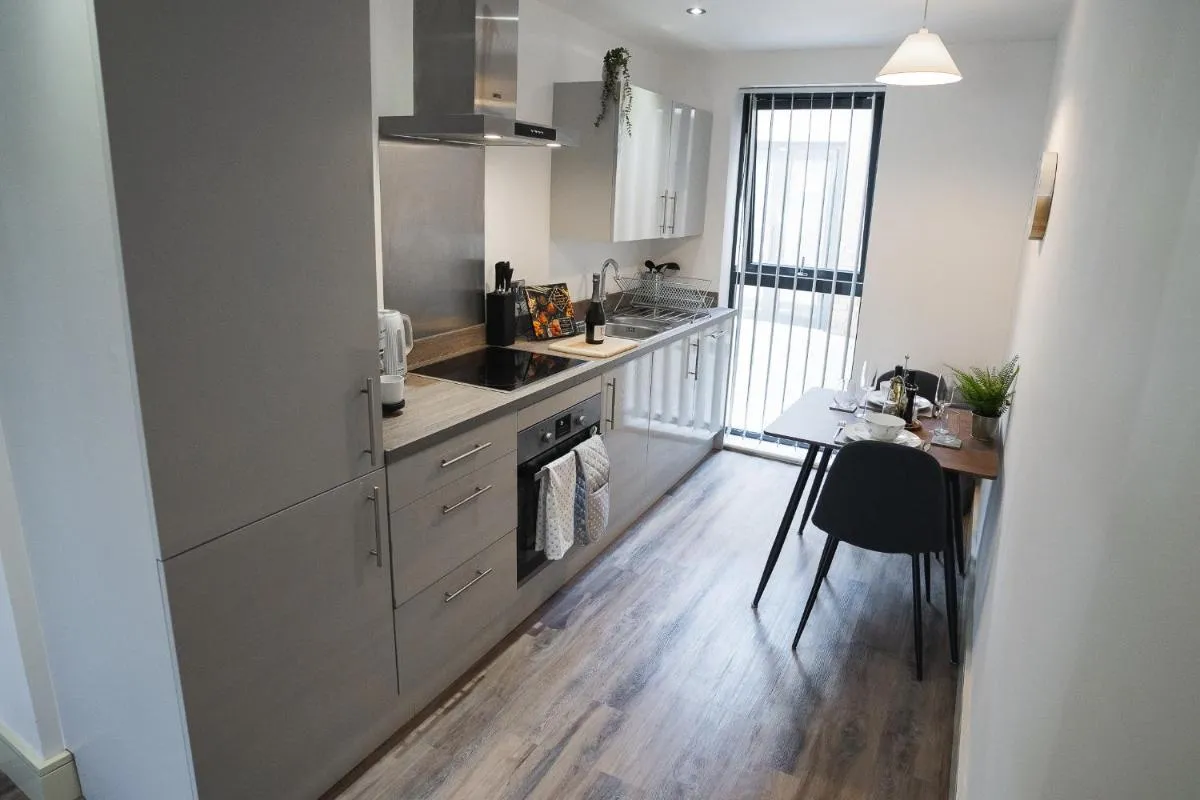 Image 1 of Modern 1-Bed Apartment – City Centre – FREE Wi-Fi – New –