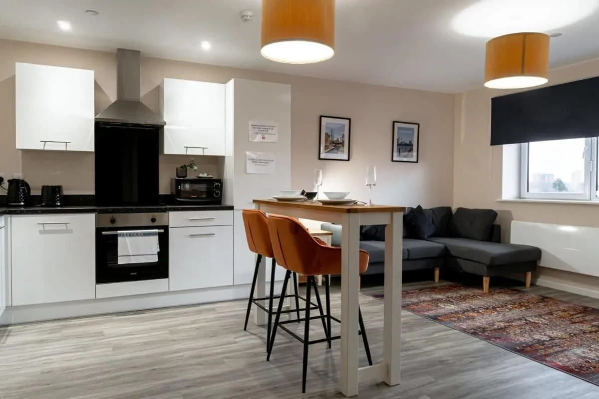 Image 5 of Modern 1 Bedroom Apartment in Manchester