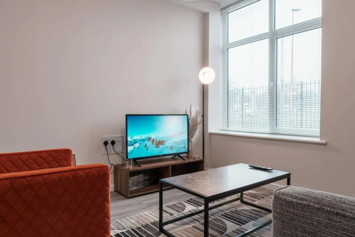 Image 3 of Modern 2 Bed Apartment in Manchester – Sleeps 4