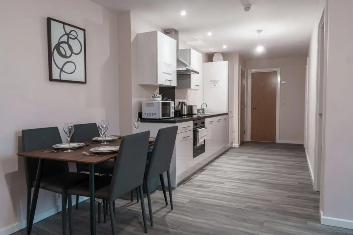 Image 6 of Modern 2 Bed Apartment in Manchester – Sleeps 4