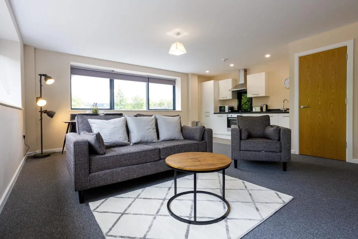 Image 1 of Modern 2 Bedroom Apartment Manchester