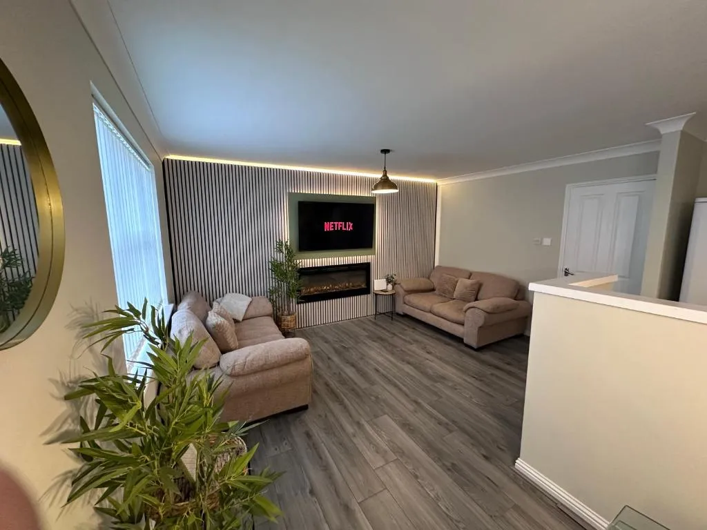 Image of Modern Apartment Near Manchester City Centre