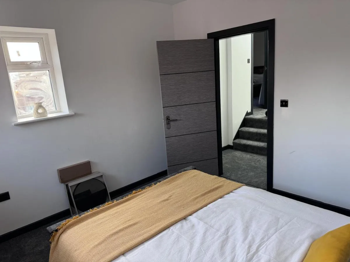 Image 5 of Modern City Apartment in Manchester
