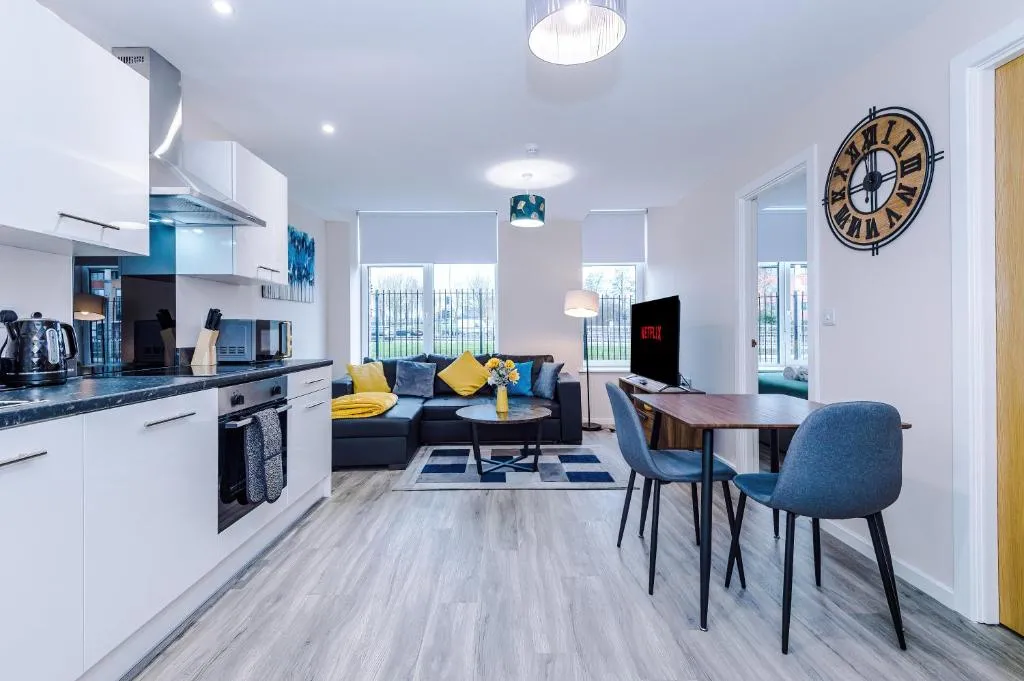 Image of Modern Comfort – 1 Bedroom Apartment – Free Parking, Transit links, Close to Stadiums