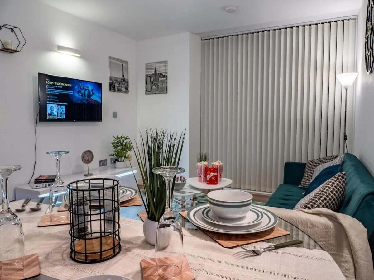 Image 1 of Modern & Cosy 1-Bed Apartment Manchester City Centre