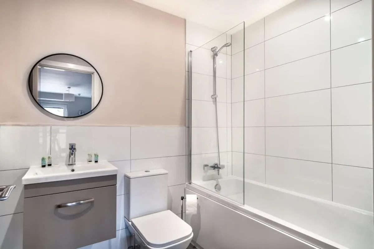 Image 4 of Modern & Stylish 2 Bed Apartment in Manchester