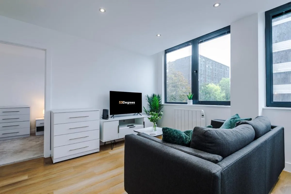 Image 1 of NEW! Stylish 2-bed apartment in Manchester by 53 Degrees Property – Amazing location, Ideal for Small Groups – Sleeps 4!