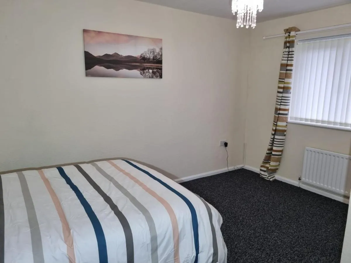 Image 6 of Nice Residential Within Easy Reach Of Town