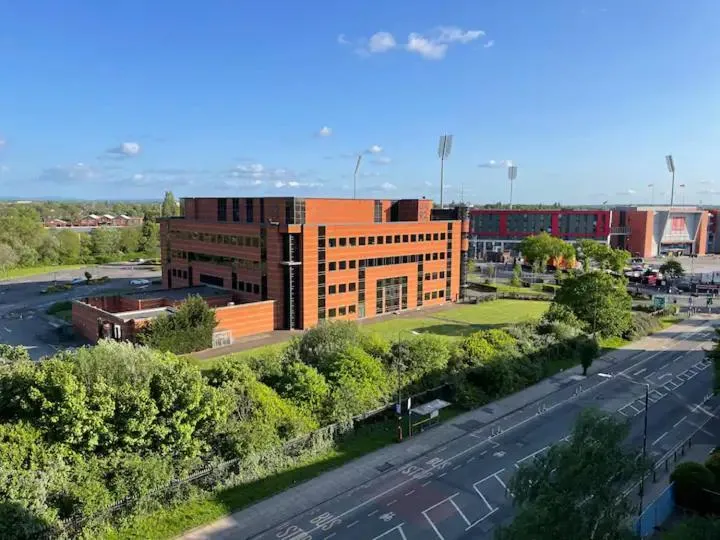 Image 2 of Old Trafford Penthouse Duplex – Steps from MUFC