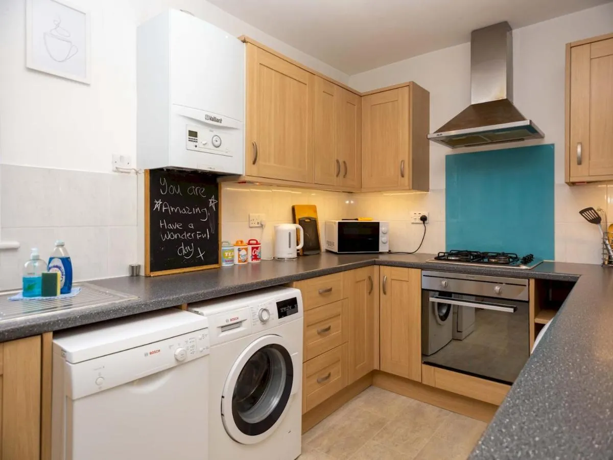Image 6 of Pass The Keys Spacious 3-Bed House with Garden in Leafy South Manchester