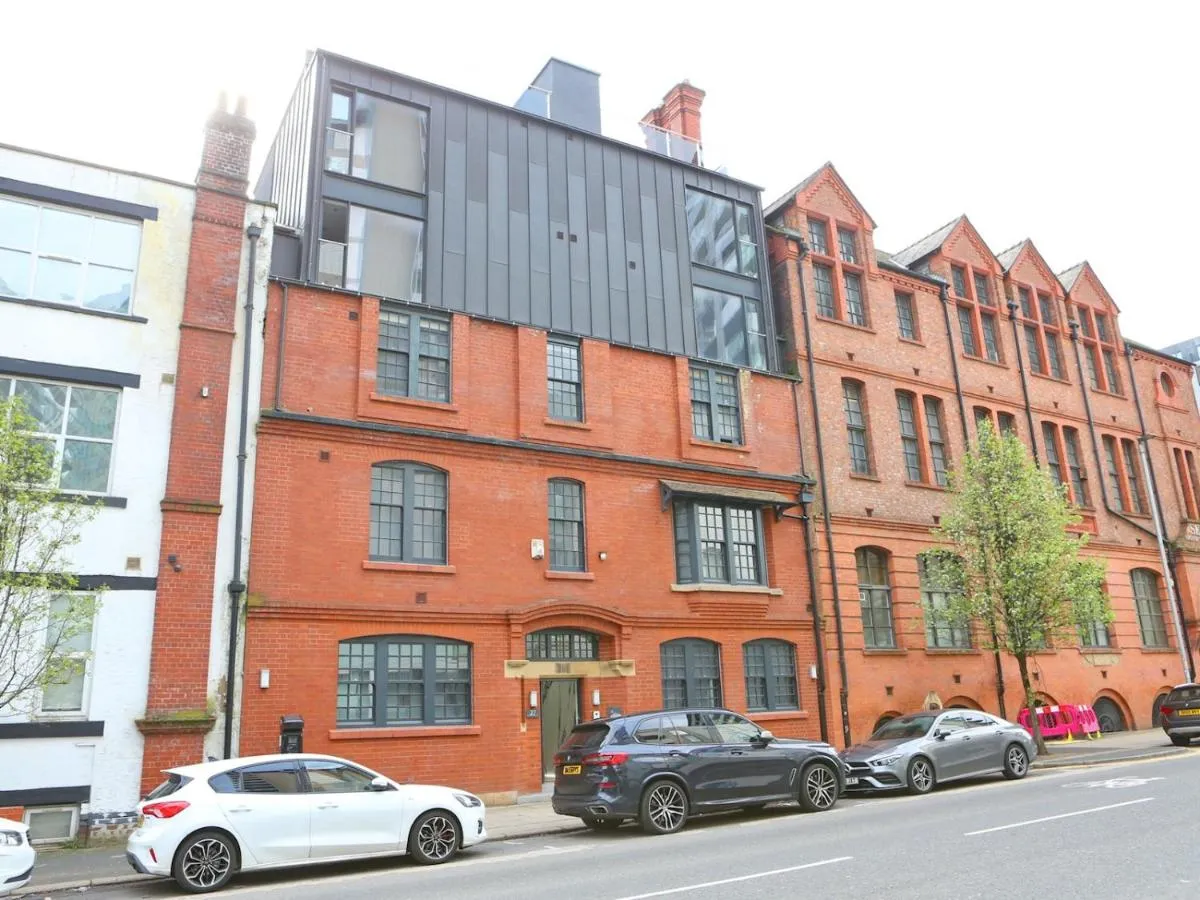 Image 2 of Pass the Keys Beautiful Newly Built Flat – Walk To City Centre